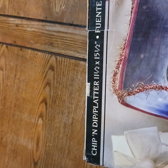 COPY - Santa Sleigh Chip and Dip Platter New in Box. Box 16. - Picture 4 of 4